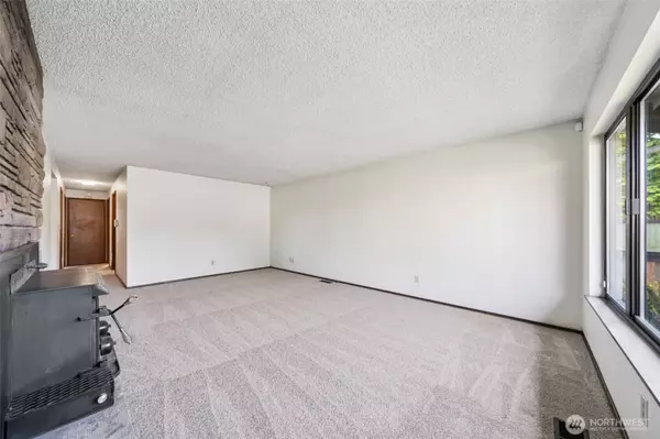 32305 10th PL S, Federal Way, WA 98003