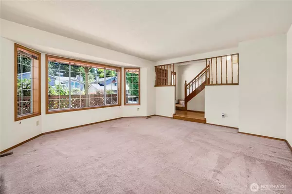 609 151st PL NE, Bellevue, WA 98007