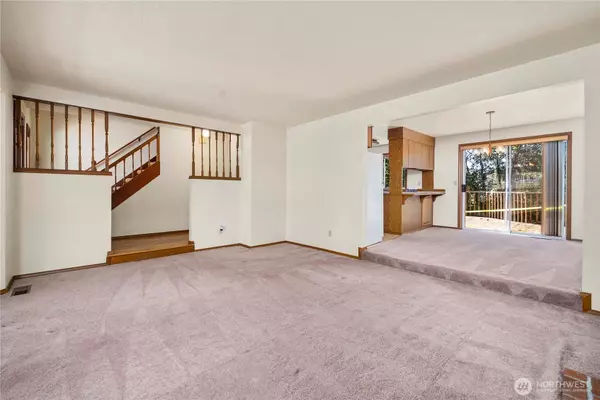 609 151st PL NE, Bellevue, WA 98007