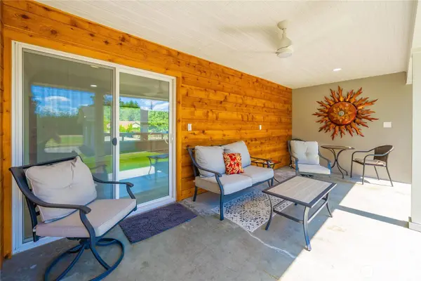 1838 E Main ST, Auburn, WA 98002