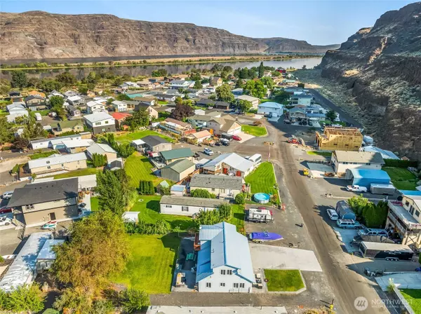 682 SW Section AVE, Quincy, WA 98848