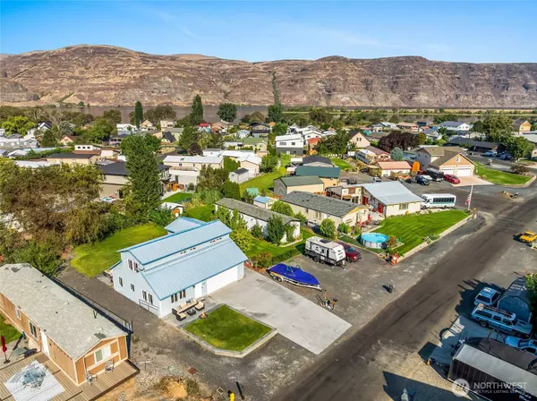 682 SW Section AVE, Quincy, WA 98848