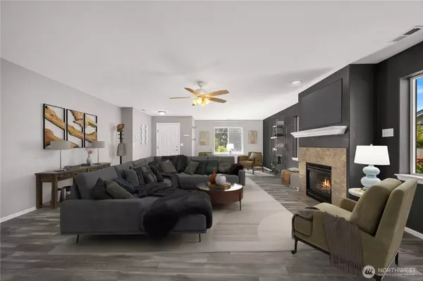 1324 Daffodil AVE NE, Orting, WA 98360