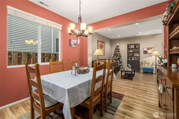 6718 Montevista DR SE, Auburn, WA 98092