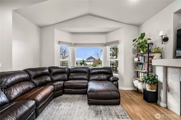 17609 111th Street Ct E, Bonney Lake, WA 98391