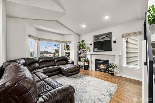 17609 111th Street Ct E, Bonney Lake, WA 98391