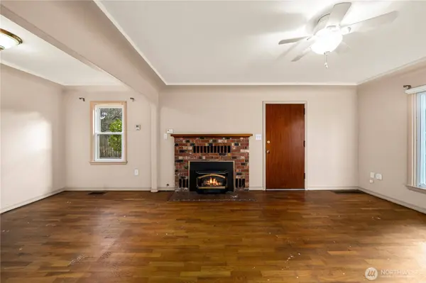 3111 Greenwood AVE W, University Place, WA 98466