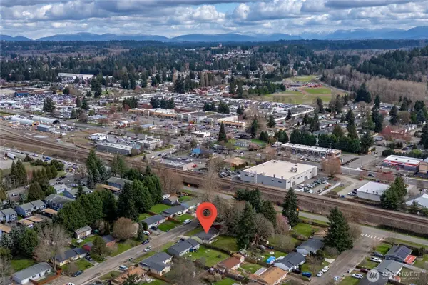 737 3rd AVE NE, Pacific, WA 98047