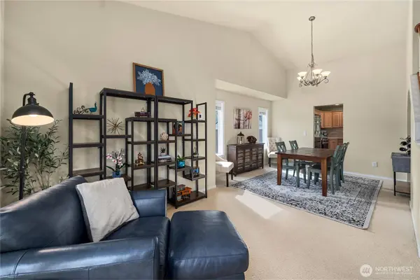 20424 190th AVE E, Orting, WA 98360