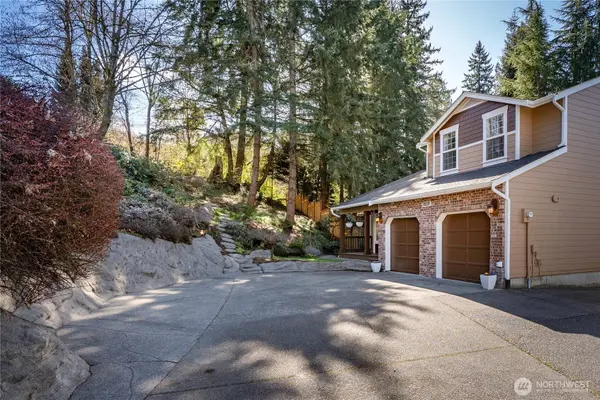 7829 197th AVE E, Bonney Lake, WA 98391