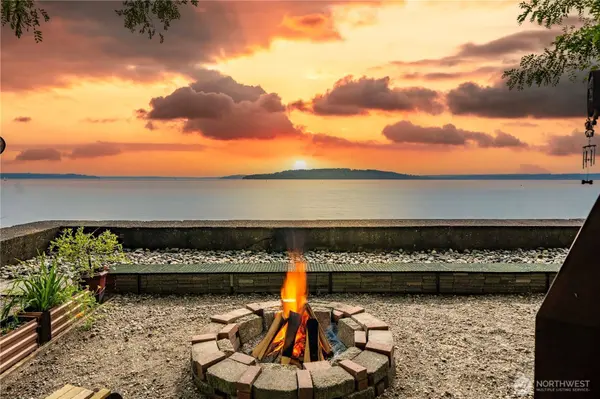 230 S 219th ST, Normandy Park, WA 98198