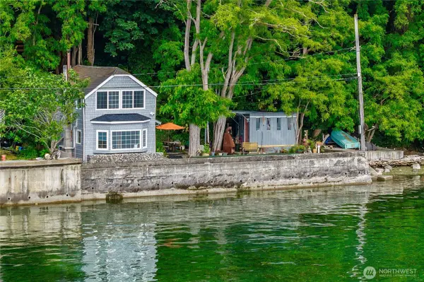 230 S 219th ST, Normandy Park, WA 98198