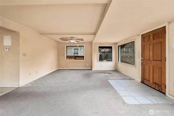 1230 S Donovan ST, Seattle, WA 98108