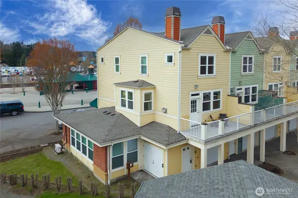 816 Cherry AVE #1A&B, Sumner, WA 98390