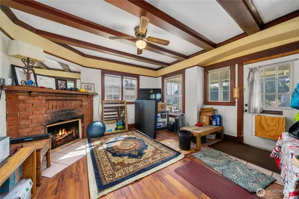 935 S Sprague AVE, Tacoma, WA 98405