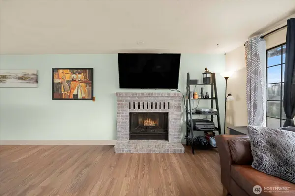 27708 128th PL SE, Kent, WA 98030