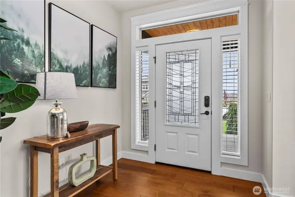 11002 Shawnee RD E, Puyallup, WA 98374