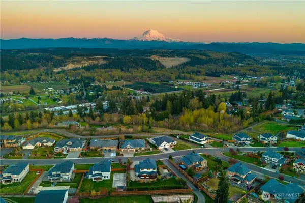 11002 Shawnee RD E, Puyallup, WA 98374