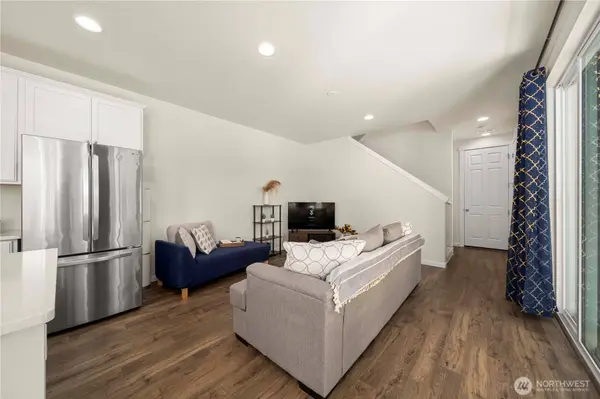 13218 192nd AVE E, Bonney Lake, WA 98391