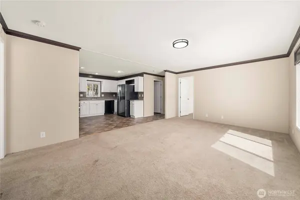 19026 2nd ST E #21, Lake Tapps, WA 98391