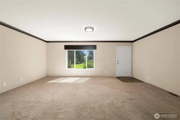 19026 2nd ST E #21, Lake Tapps, WA 98391