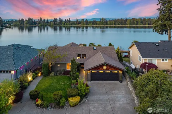 1601 Tacoma Point DR E, Lake Tapps, WA 98391