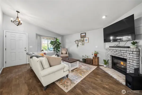 11003 184th AVE E, Bonney Lake, WA 98391