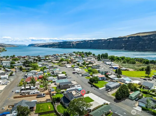 825 / 815 Hunter AVE SW, Quincy, WA 98848