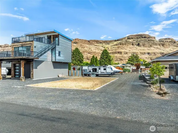 685 River DR SW, Quincy, WA 98848