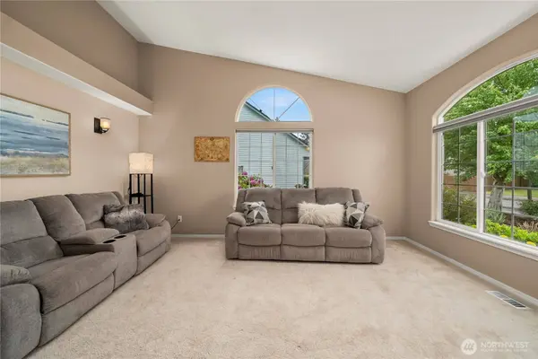 16910 132nd AVE E, Puyallup, WA 98374