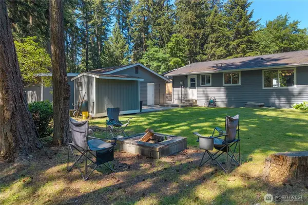 19101 58th ST E, Lake Tapps, WA 98391