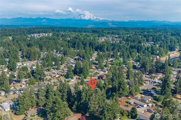 10701 125th ST E, Puyallup, WA 98374