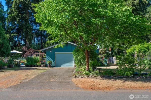 10701 125th ST E, Puyallup, WA 98374