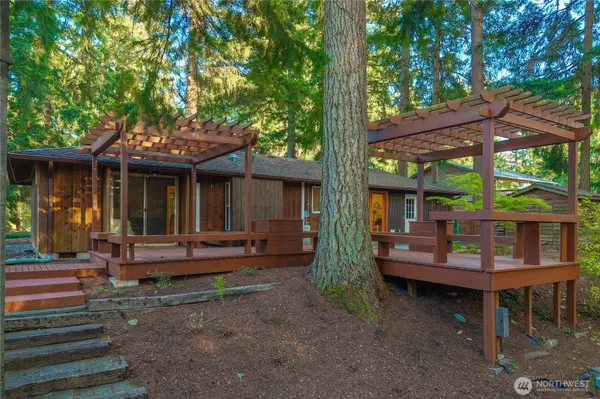 6503 188th AVE E, Bonney Lake, WA 98391