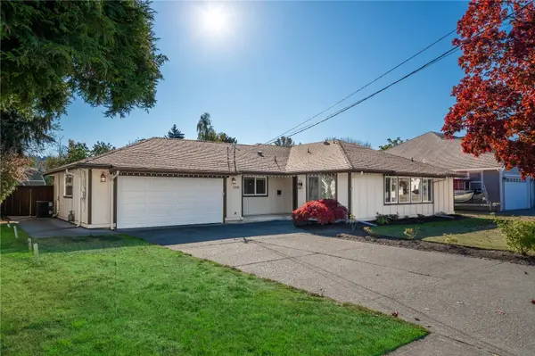 1504 7th AVE SW, Puyallup, WA 98371