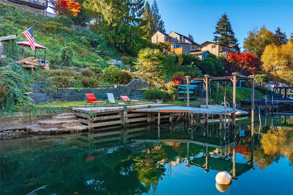 3609 Lakerige DR E, Lake Tapps, WA 98391