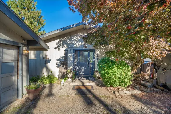 3609 Lakerige DR E, Lake Tapps, WA 98391