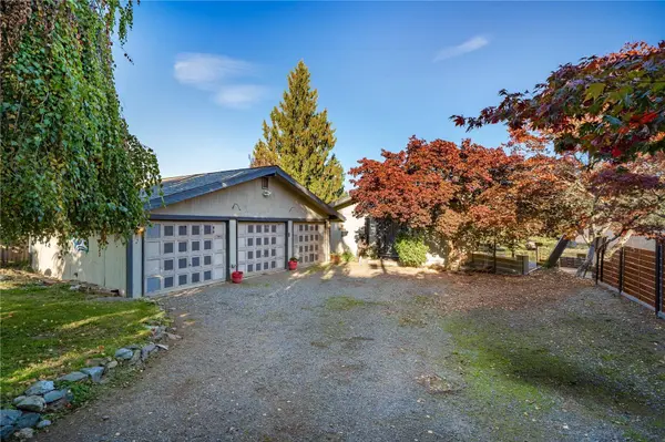 3609 Lakerige DR E, Lake Tapps, WA 98391