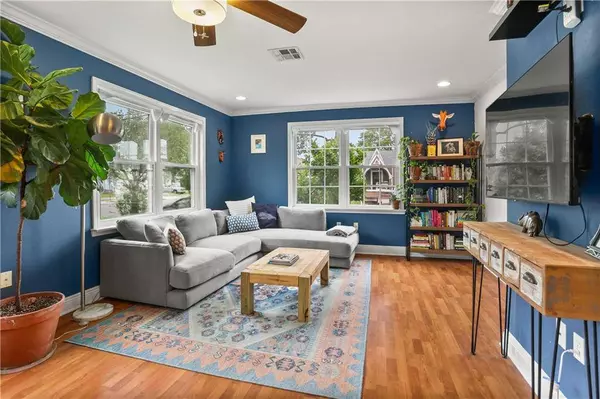 4634 FRENCHMEN ST, New Orleans, LA 70122