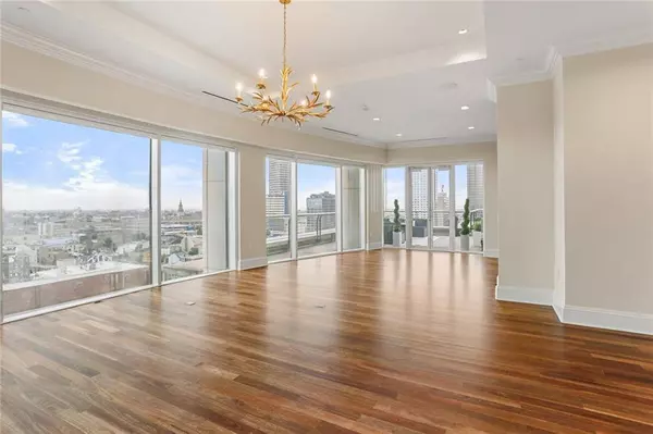 625 ST CHARLES AVE #PHD, New Orleans, LA 70130