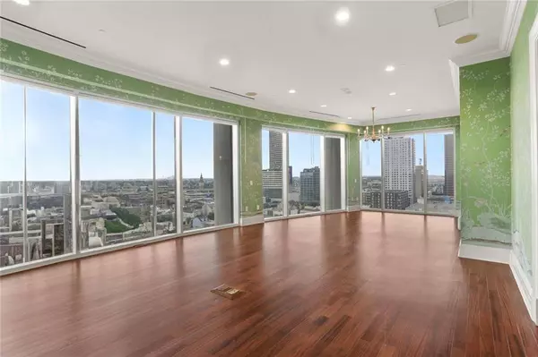 625 ST CHARLES AVE #PHD, New Orleans, LA 70130