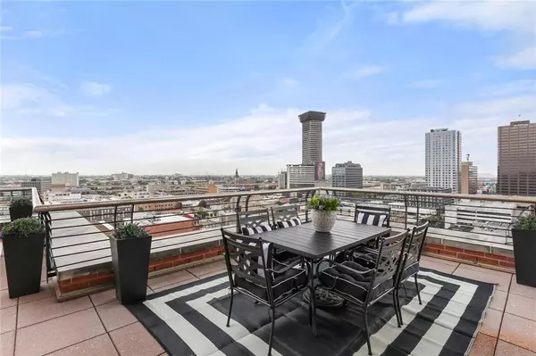 625 ST CHARLES AVE #PHD, New Orleans, LA 70130