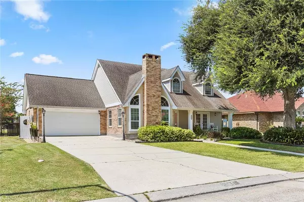 3632 LAKE LYNN DR, Gretna, LA 70056