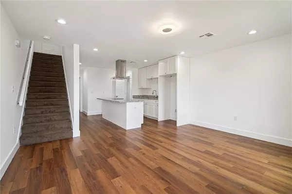 3304 METROPOLITAN ST, New Orleans, LA 70126