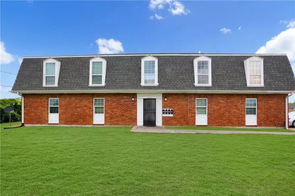 5569 JORDAN DR #D, Marrero, LA 70072