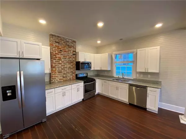 819 N ROBERTSON ST, New Orleans, LA 70116