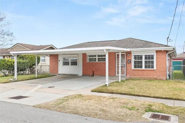 929 ST. ANN ST, Marrero, LA 70072