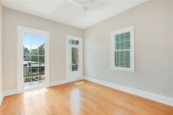 1809 CARONDELET ST, New Orleans, LA 70130