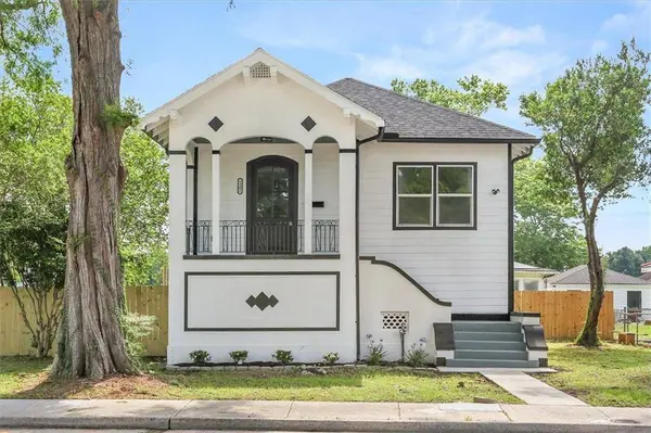 1202 BEHRMAN AVE, New Orleans, LA 70114