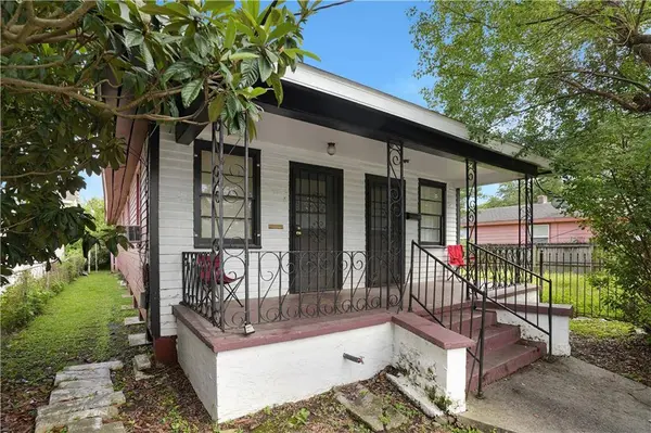 1811 HOLLYGROVE ST, New Orleans, LA 70118